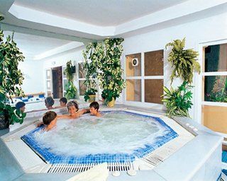 פואנגירולה Heritage Resorts At Matchroom מראה חיצוני תמונה